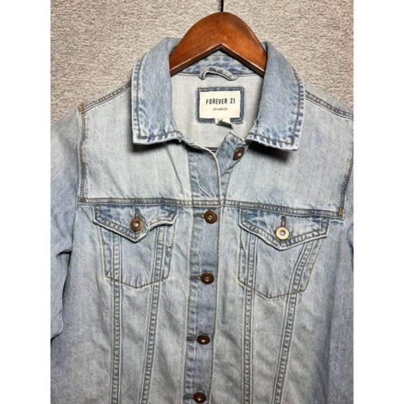 Forever21 Jean Jacket Women M Pocket Denim Button Up Long Sleeve Light Wash Blue - Picture 2 of 10